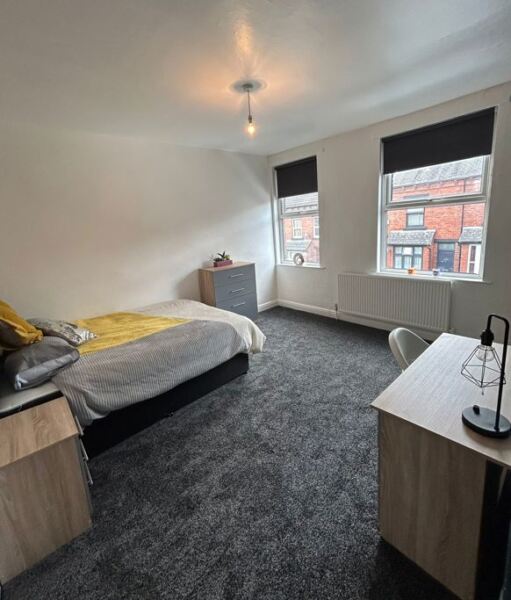 Hessle Mount, Hyde Park