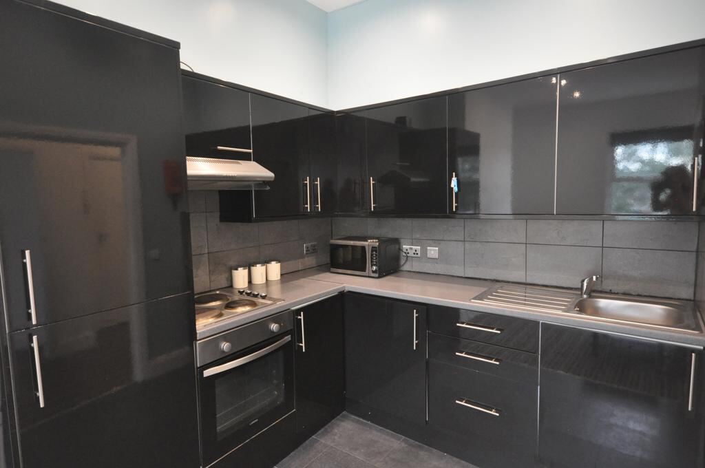 Hall Grove, Hyde Park